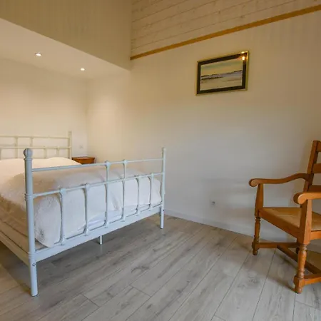 Les Demeures D'ines Feriehus *